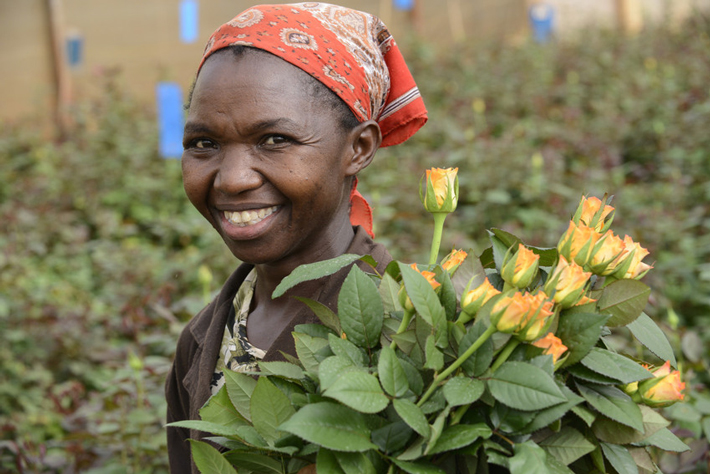 Lucy Waithira Ngunga z farmy Simbi Roses